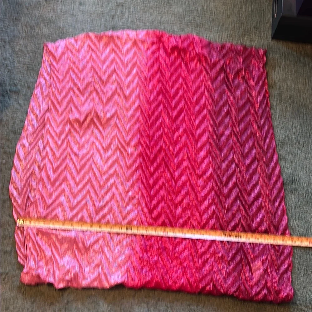 NWOT Elegant Pink infinity Scarf